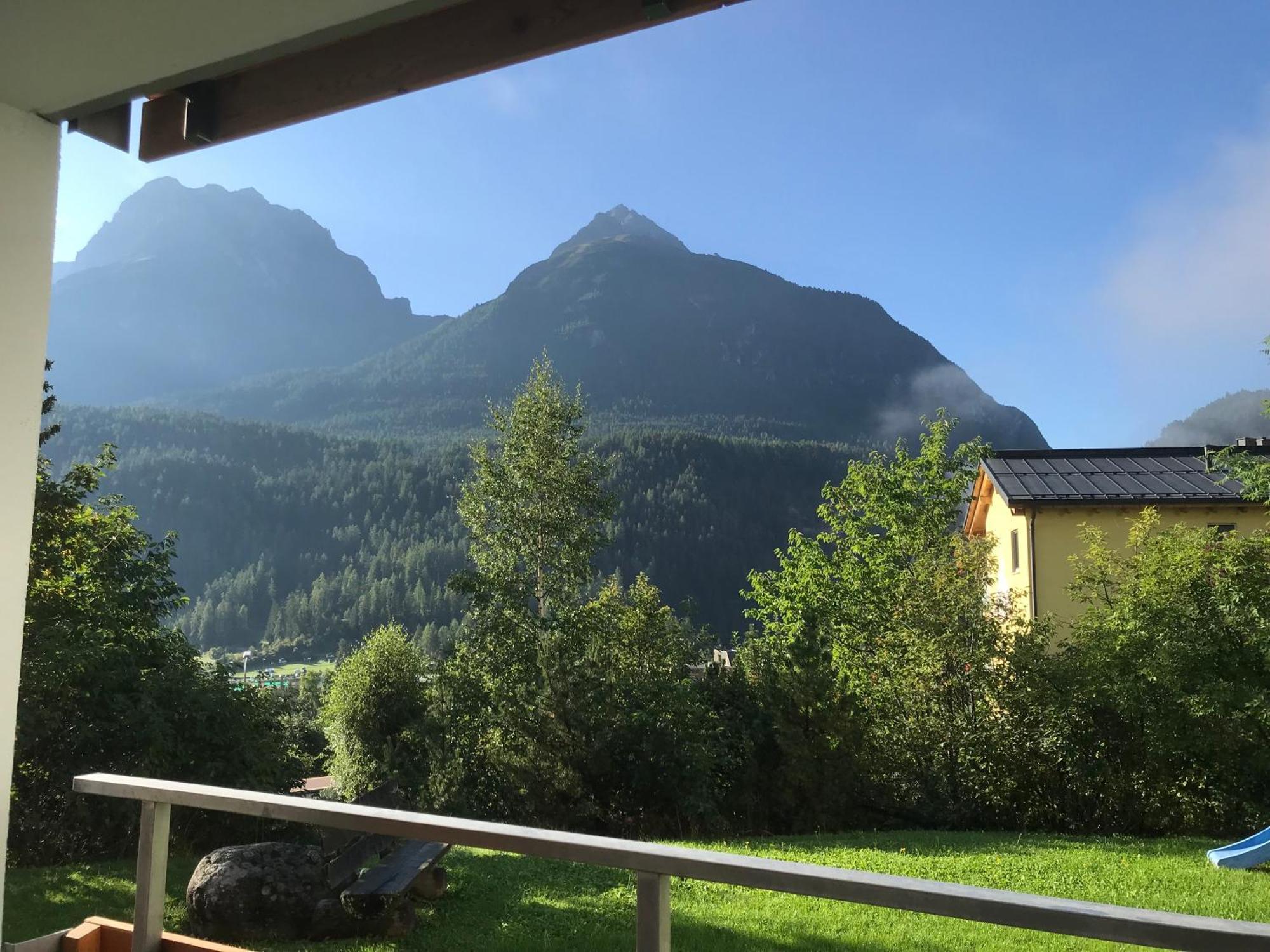 Aaa Chalet Allegra Rojo With Mountain View Scuol Exterior photo